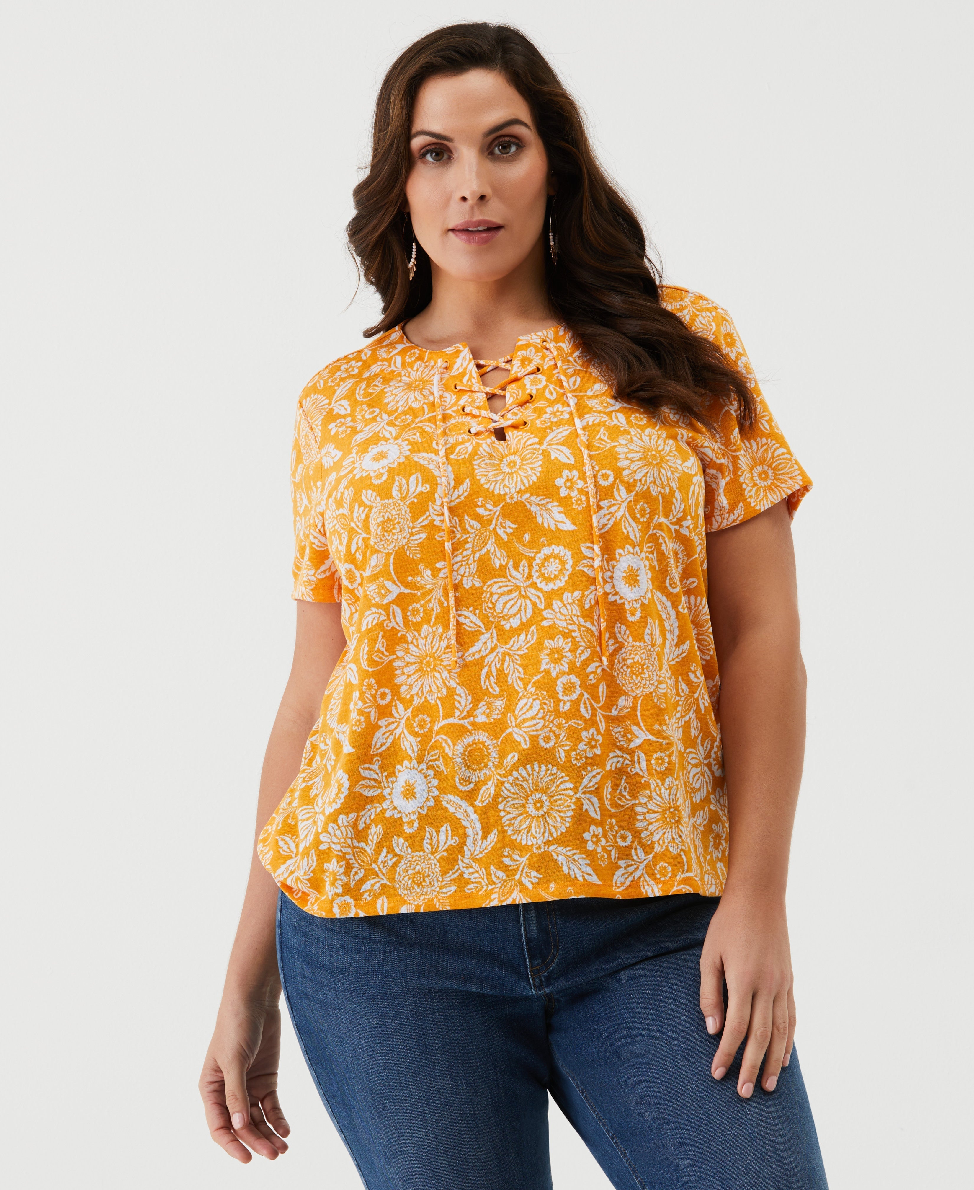 Plus Size Paisley Print Lace-Up Tee