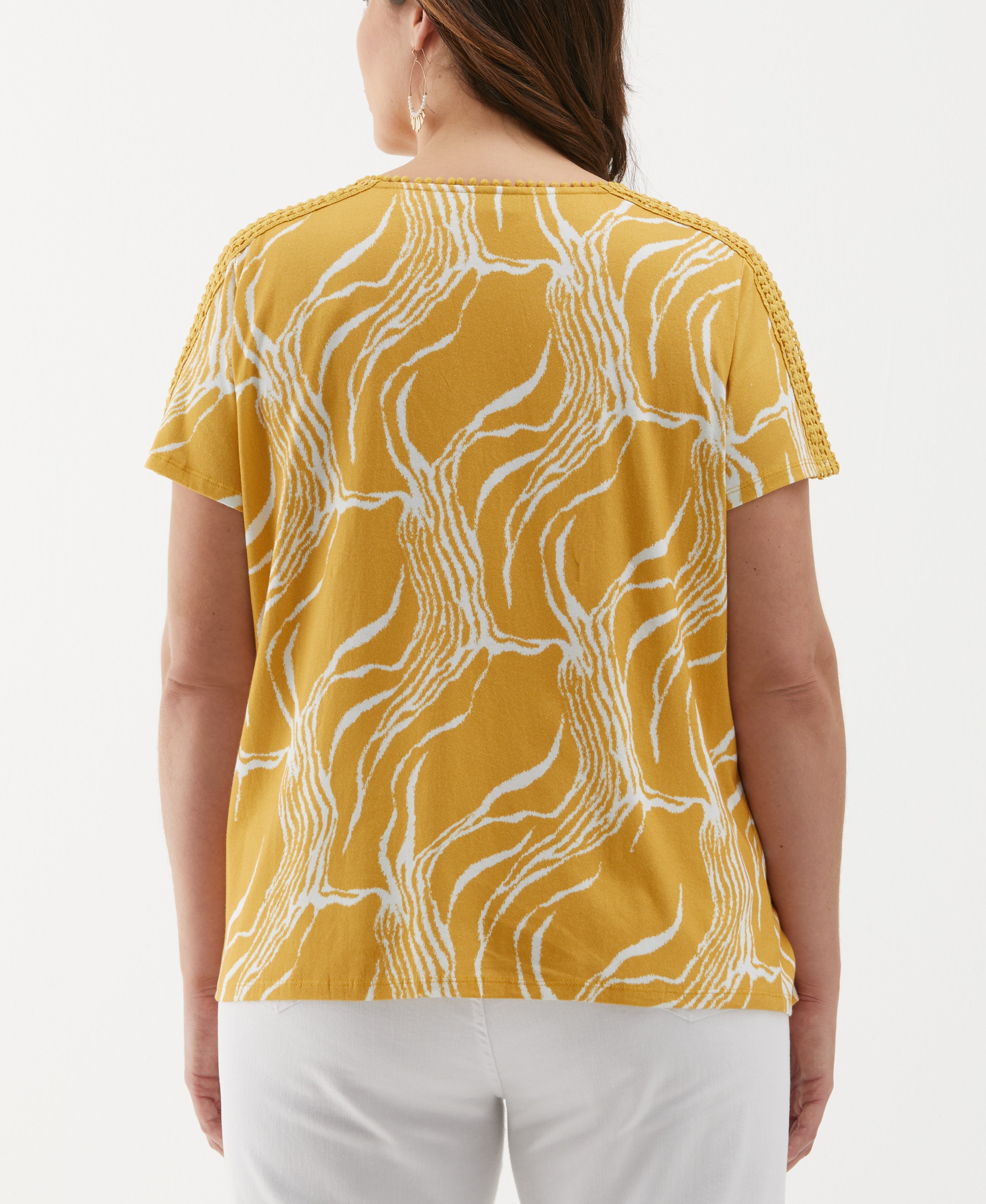 Plus Size Ripple Print Dot Trim Tee