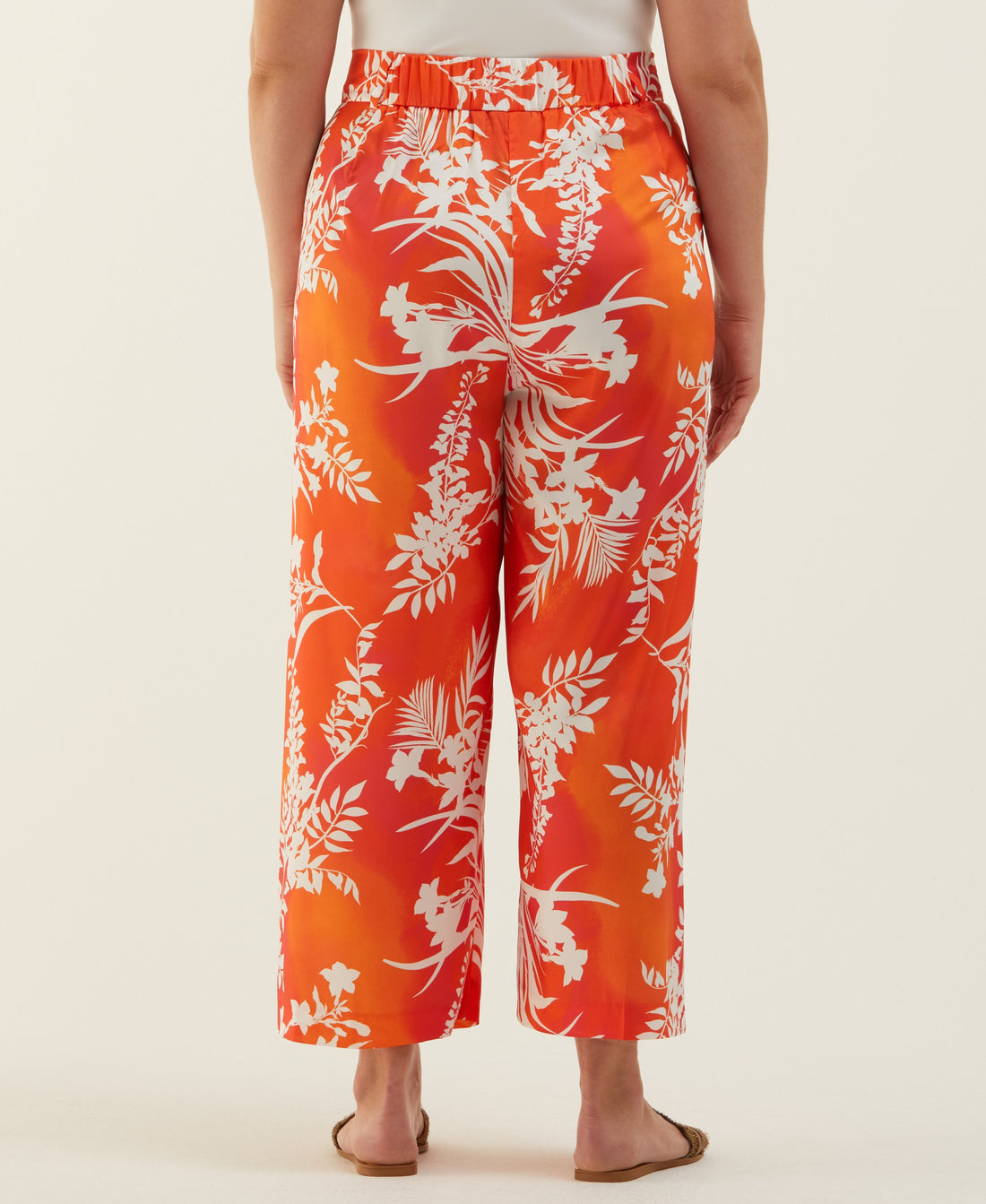 Plus Size Wildflower Print Wide Leg Ankle Pant
